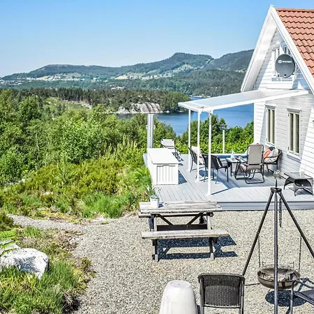 3 Bedroom Awesome In Feriehus *