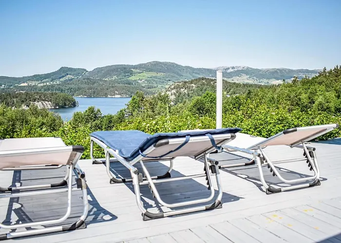 Holiday home 3 Bedroom Awesome In