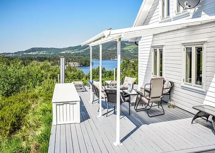 3 Bedroom Awesome In *